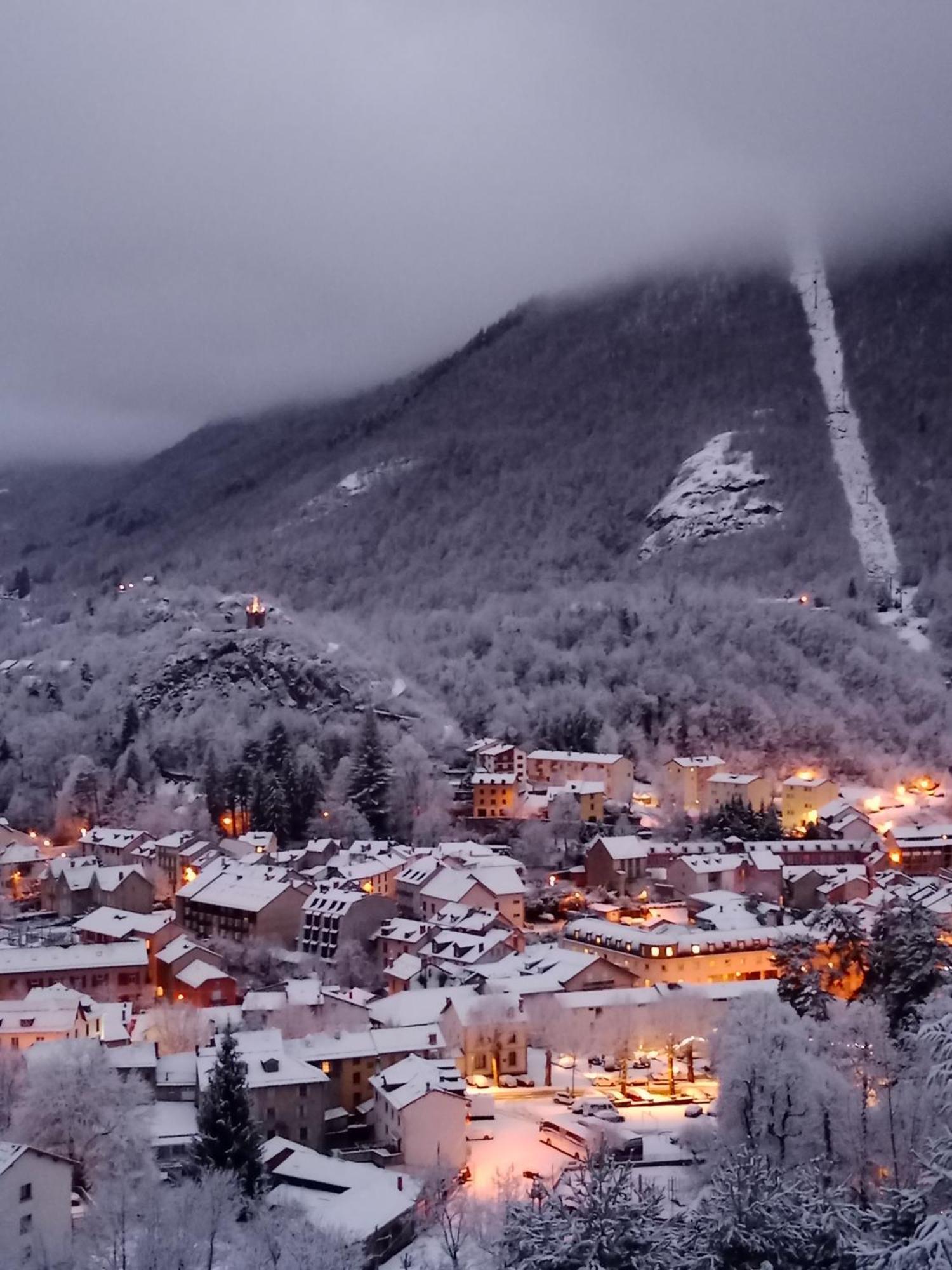 Les Gites Axeens Ax-les-Thermes Dış mekan fotoğraf